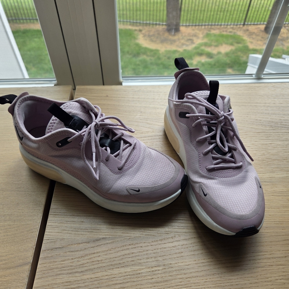 Nike Dia In Plum